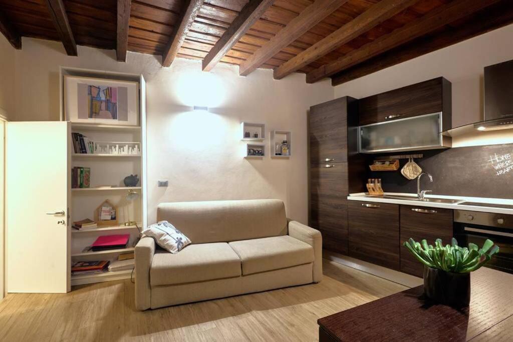 מילאנו Grazioso Monolocale Nel Cuore Di Brera מראה חיצוני תמונה